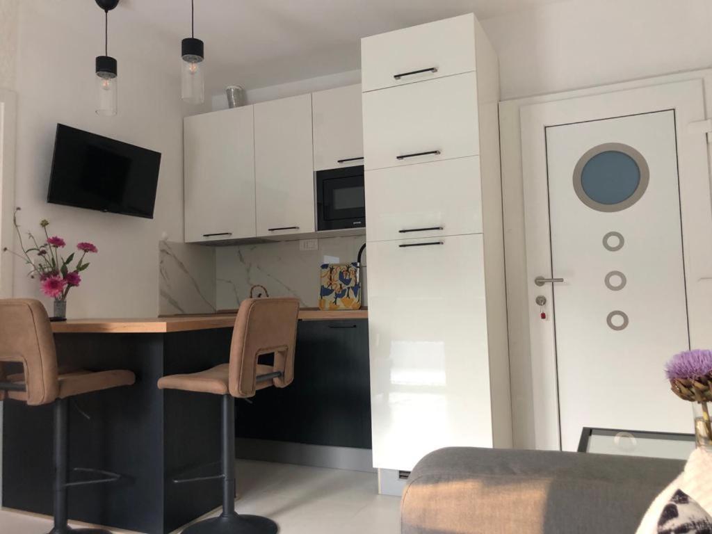 Lena Apartment